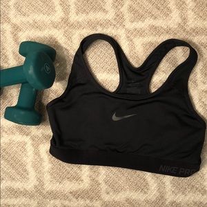 Nike Pro sports bra